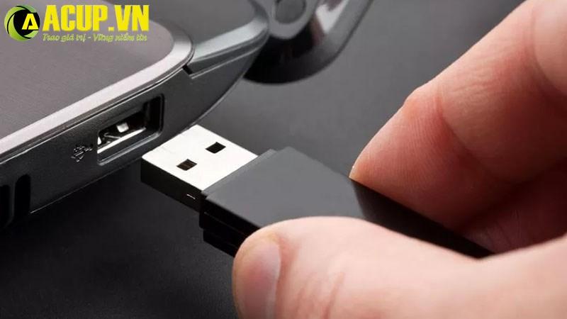 Cách lưu dữ liệu vào USB đơn giản
